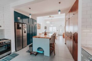 Bright kitchen with an island